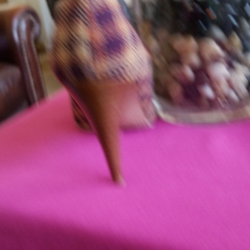 Shoes - Picture 3 of 3